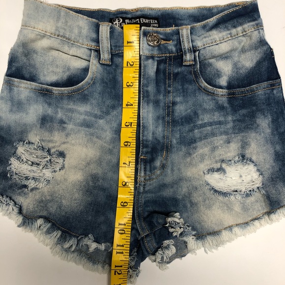 Project eighteen high rise frayed short size S - Picture 5 of 9